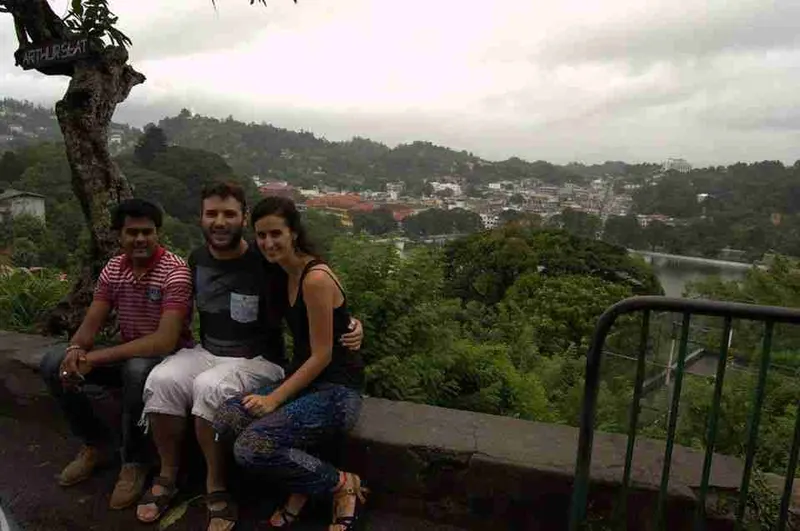raices de kandy view point con Chami
