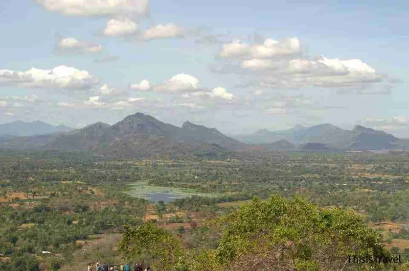 Vista desde lo alto del Sigiriya