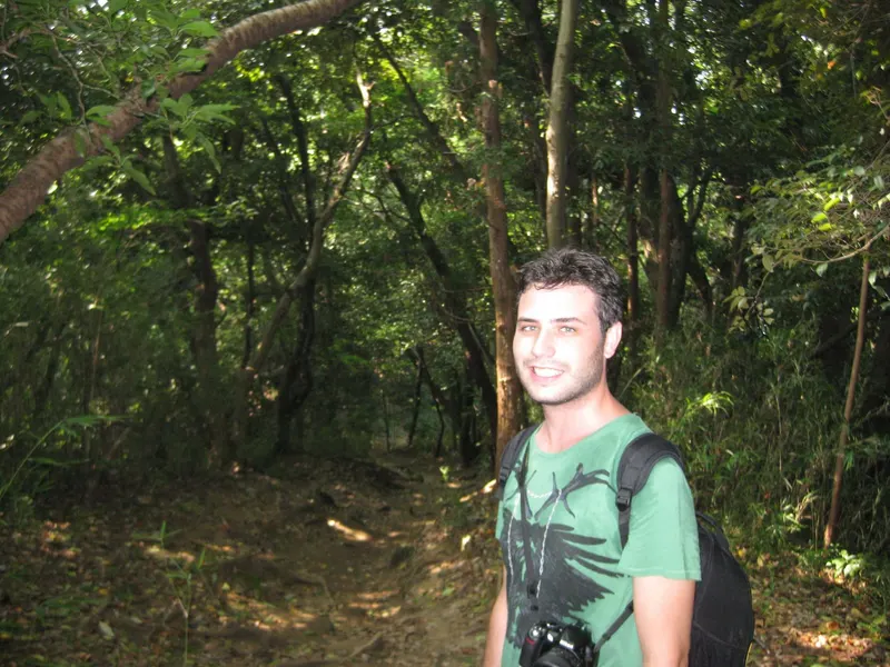 sendero entre templos