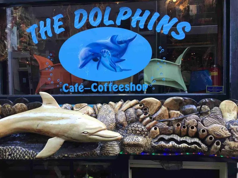 famoso coffee shop