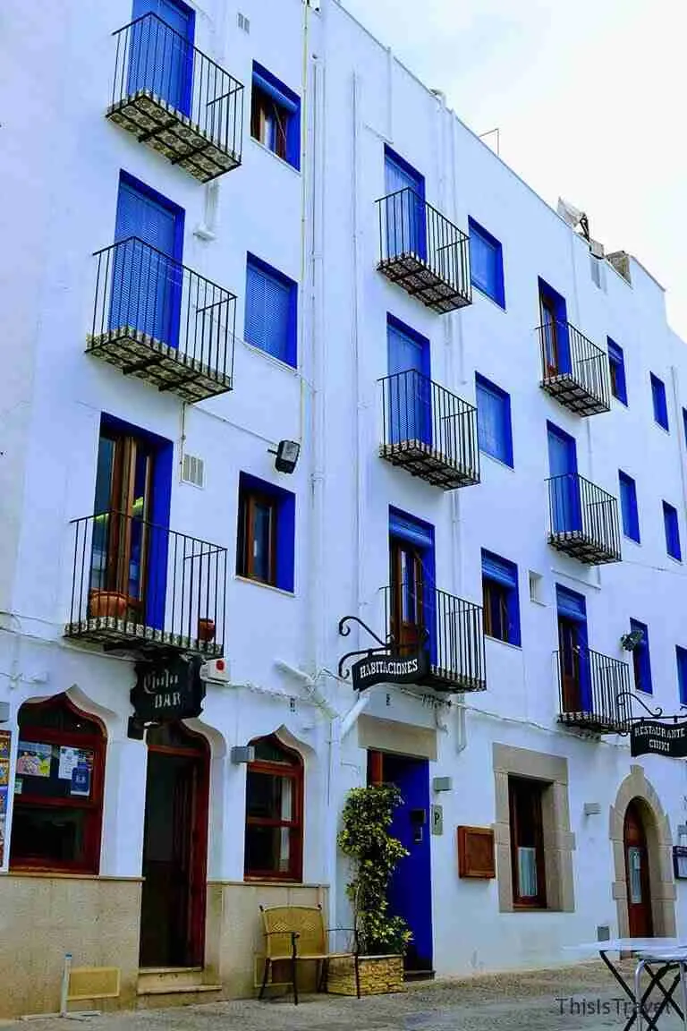 encantadoras calles de la ciudad antigua de Peñiscola