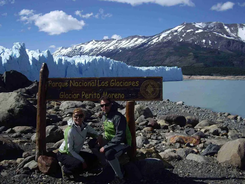 Quique y Maria en el Perito Moreno