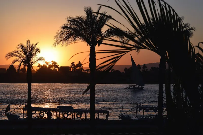atardecer en el rio Nilo, Egipto