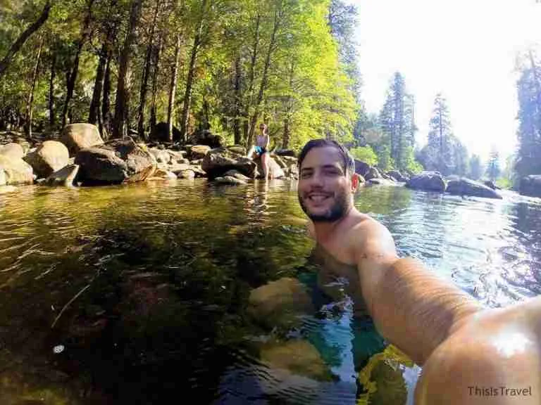 DCIM100GOPRO bañandonos en el rio Merced