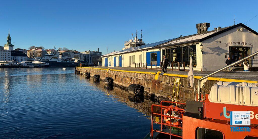 Puerto de Bergen en invierno, Noruega embarcadero Bryggen