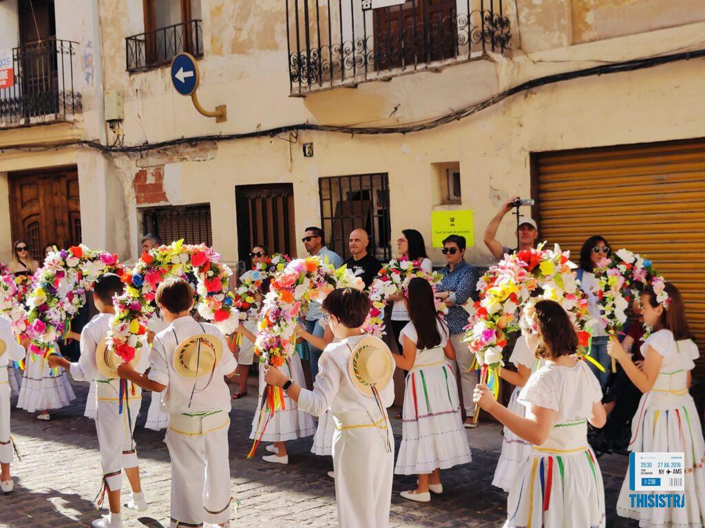 corpus christi y procesion civica Xàtiva Detalle niños baile