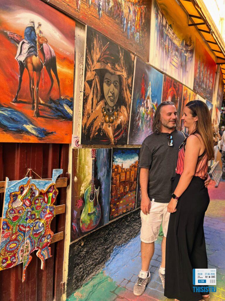 Detalles de la pareja de ThisIsTravel en Rainbow Street Fez