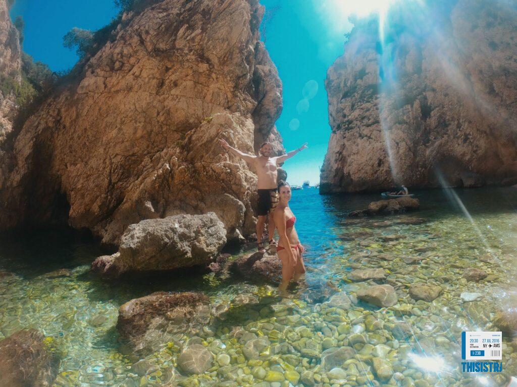 la impresionante cala del caló, Javea, marmediterraneo