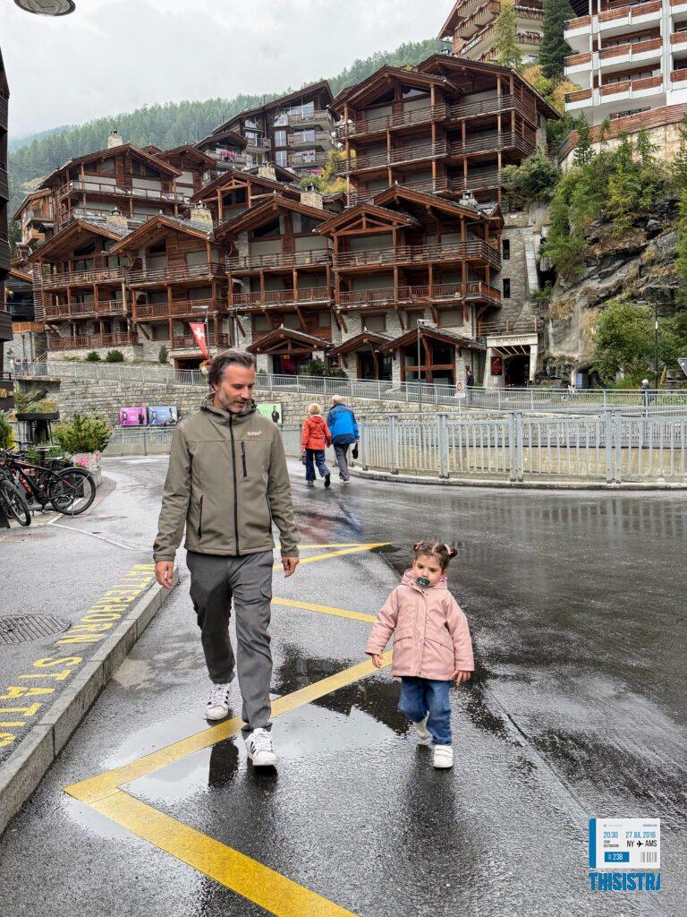 recorriendo Zermatt a pie, detalle pueblo