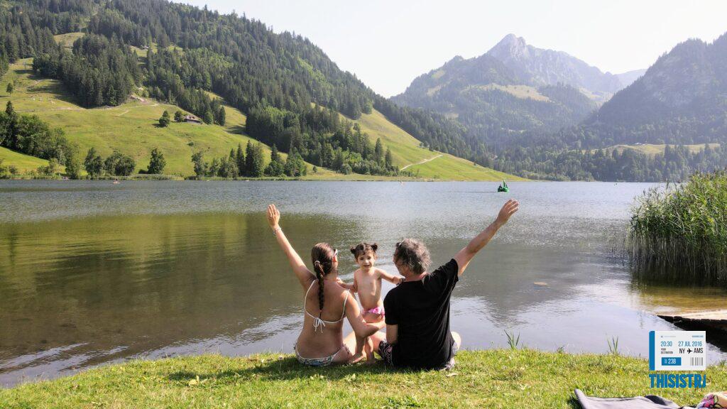 Lago Noir en verano disfrutando en familia