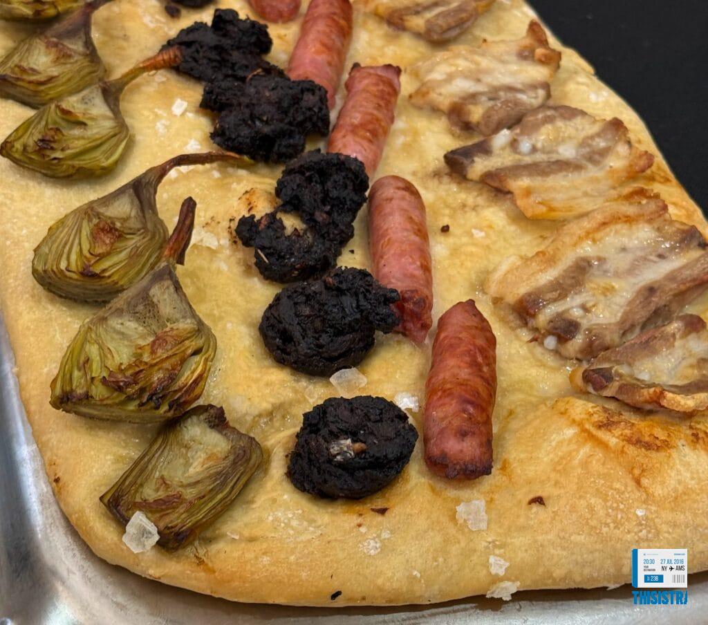 Detalle de la Coca de Fira, gastronomia de Ontinyent. MOS
